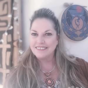 Meet your Posher, Sharon